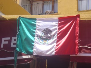 El Norteño con la bandera mexicana que indica sus especialidades