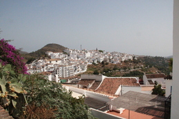 Una vista del pueblo nuevo desde el barrio morisco-mudejar