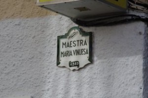 Calle Maestra María Vinuesa