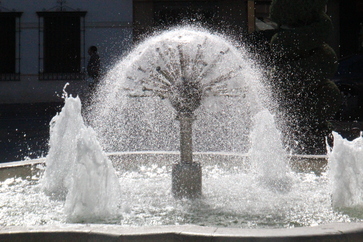Fuente plaza Constitución
