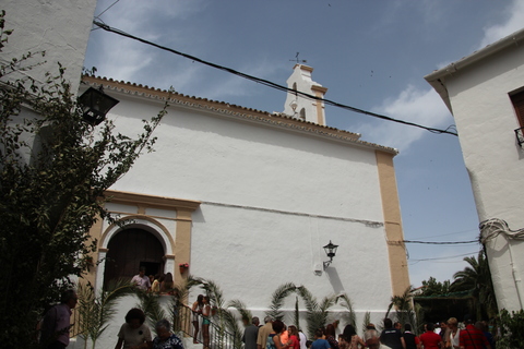 Iglesia de San José momentos antes de salir la procesión (12:00)