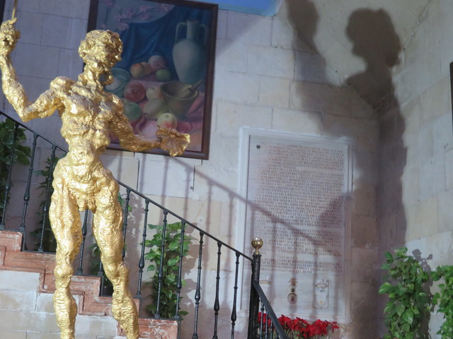 Escultura de San Juan de Dalí